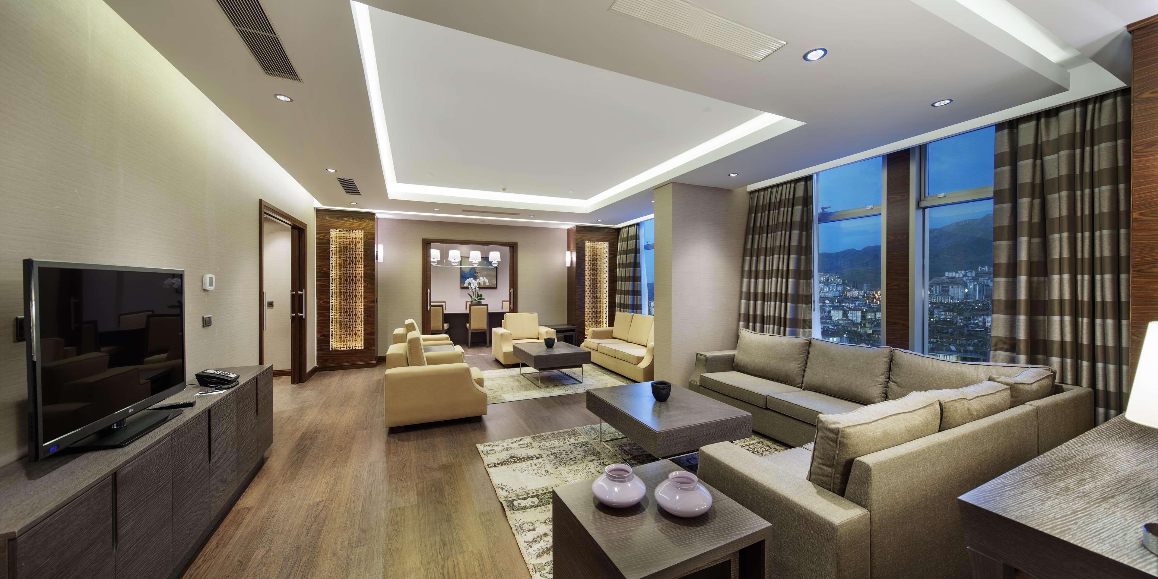 Movenpick Hotel מאלטיה מראה חיצוני תמונה