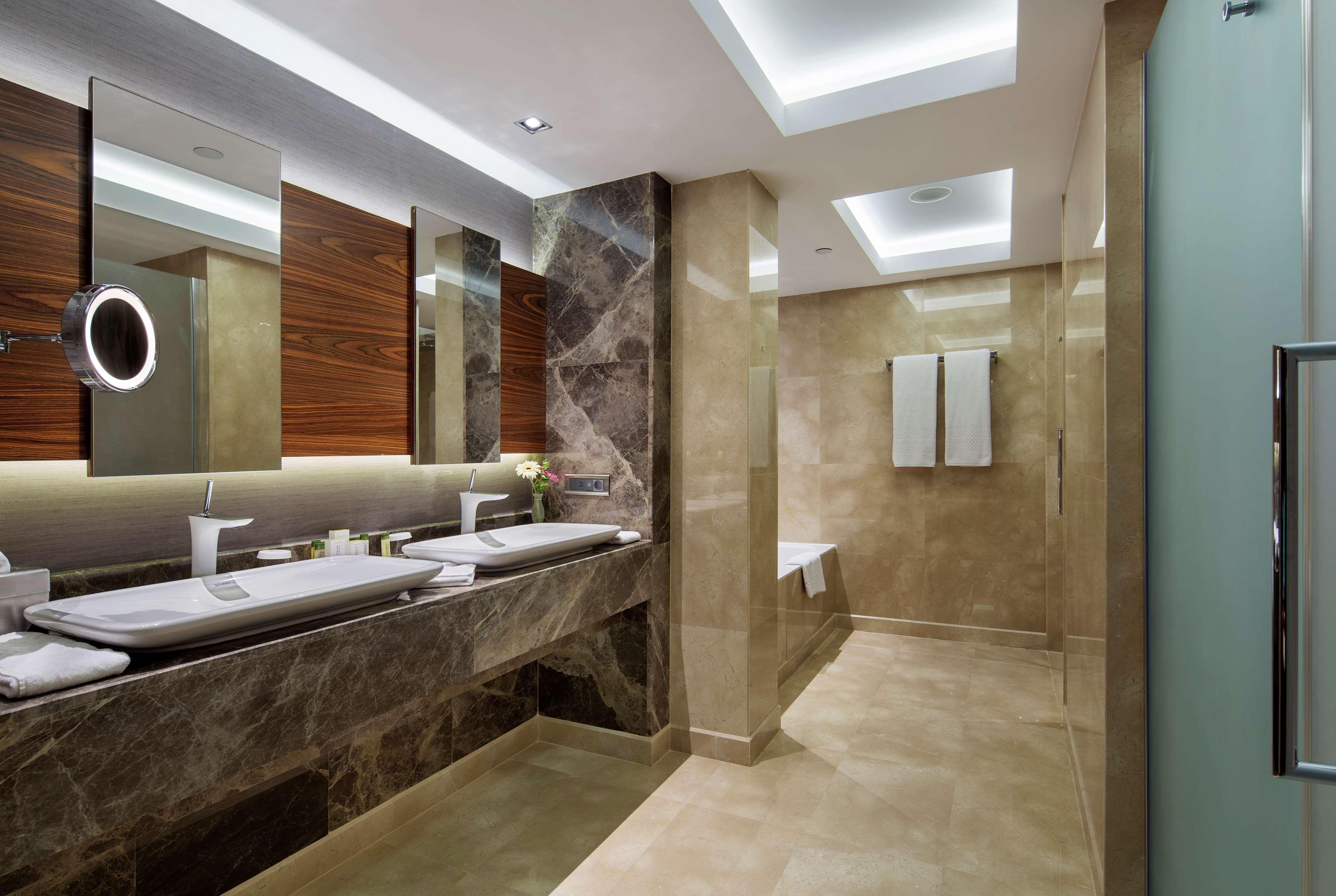 Movenpick Hotel מאלטיה מראה חיצוני תמונה